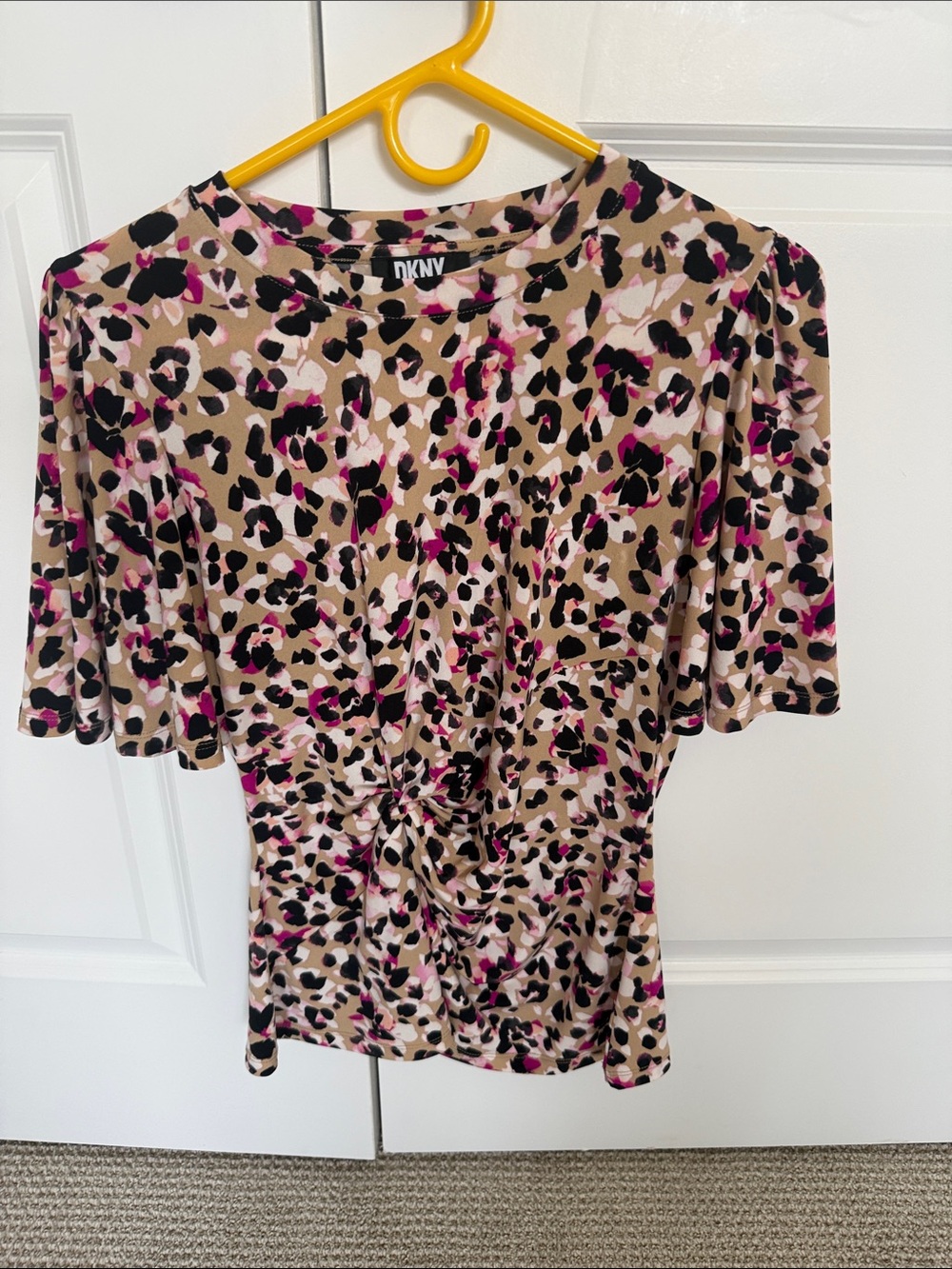 DKNY Beige Pink Black Leopard-Print Short Sleeve Top